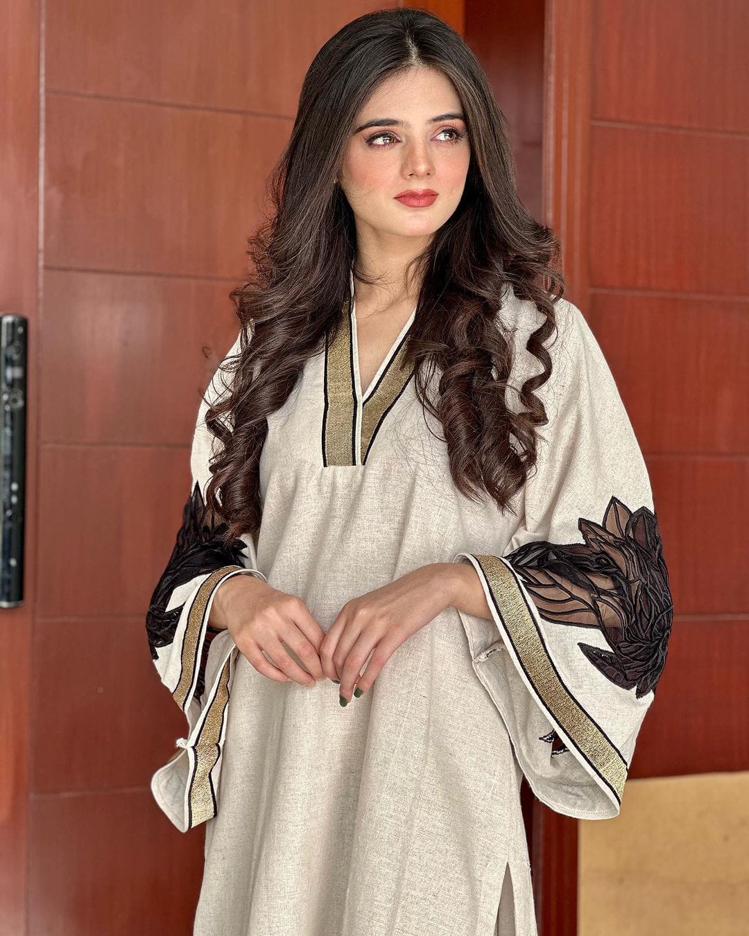 FR-14 Organza Patch Selves